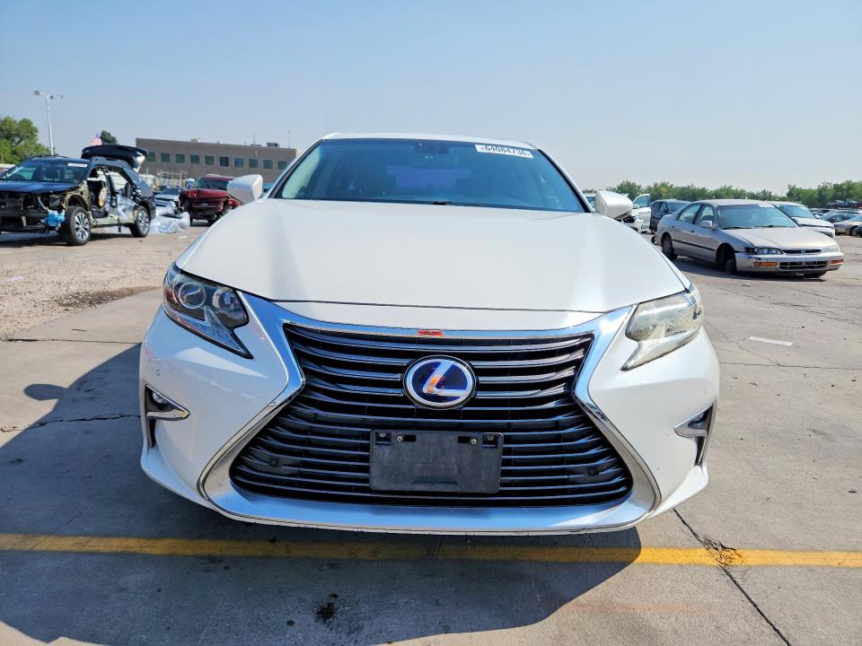 2016 Lexus Es მანქანა იყიდება აუქციონზე, vin: JTHBW1GG2G2102834, აუქციონის ნომერი: 64084736