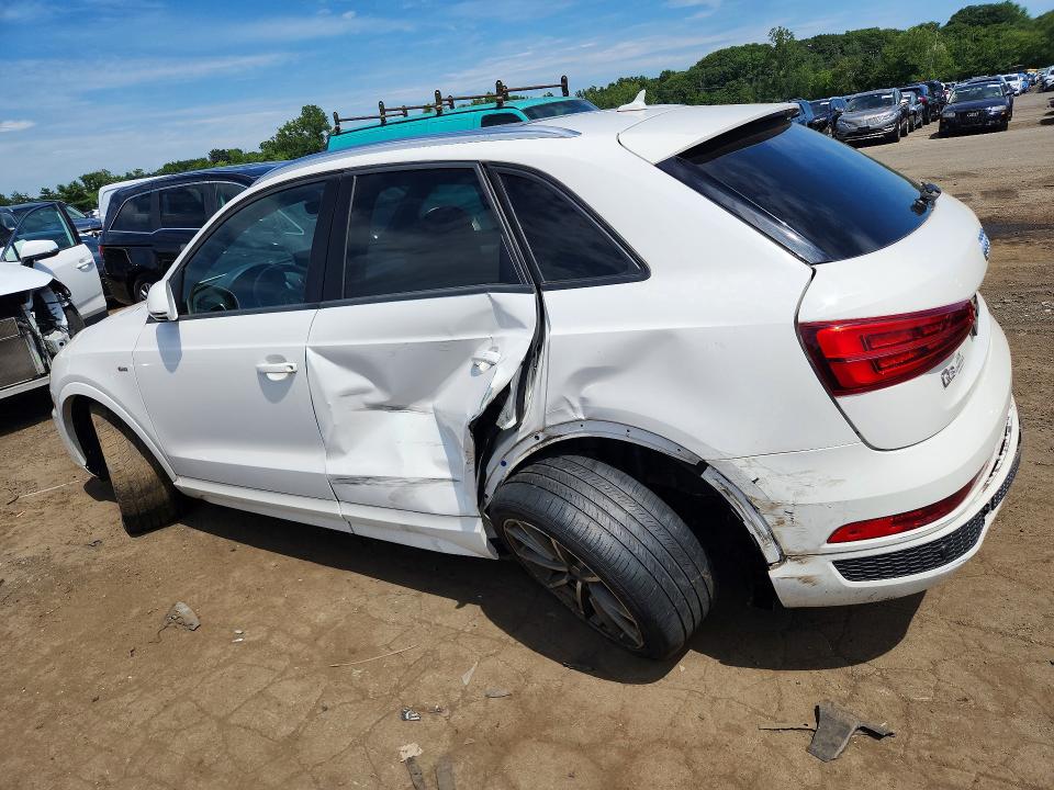 63738646 :رقم المزاد ، WA1ECCFS0JR020585 vin ، 2018 Audi Q3 مزاد بيع