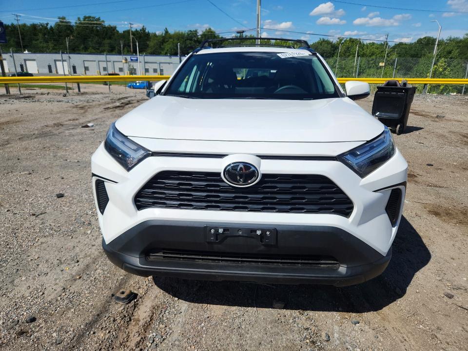 Продажа на аукционе авто 2023 Toyota Rav4, vin: 2T3P1RFV6PC380388, номер лота: 62767926