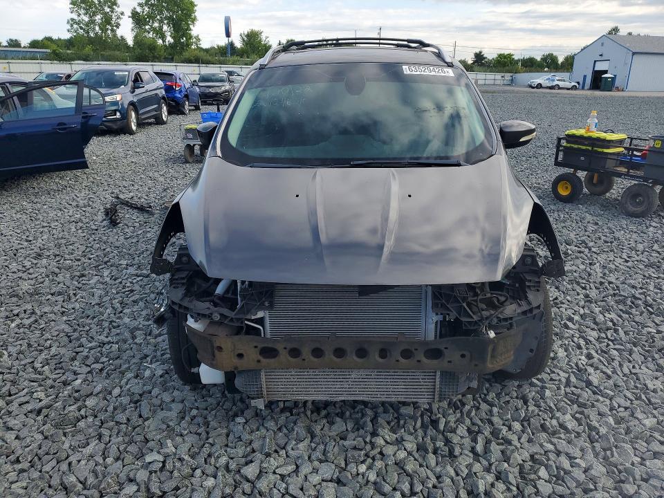 63529426 :رقم المزاد ، 1FMCU9J96FUB91360 vin ، 2015 Ford Escape مزاد بيع