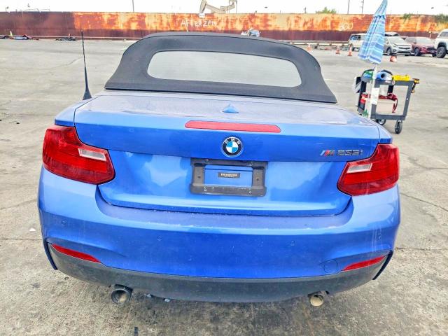 67174026 :رقم المزاد ، WBA1M1C58FV393521 vin ، 2015 Bmw M235i مزاد بيع