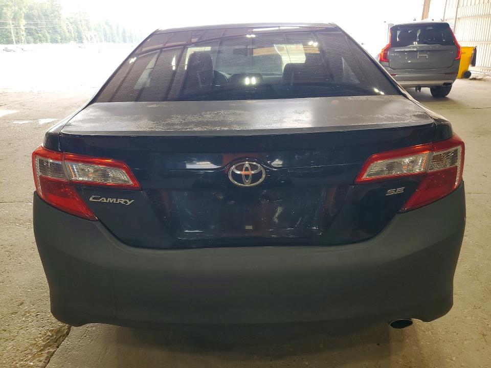 64091876 :رقم المزاد ، 4T1BF1FKXEU304759 vin ، 2014 Toyota Camry مزاد بيع