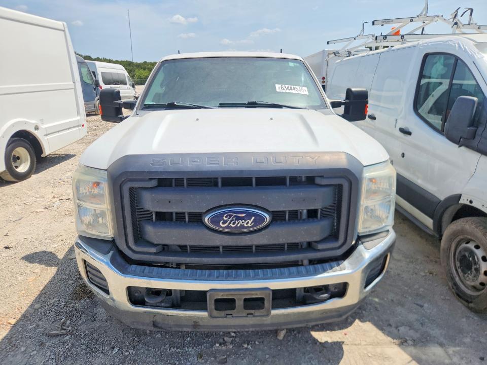 63444546 :رقم المزاد ، 1FT7X2B62FEA27011 vin ، 2015 Ford F250 مزاد بيع