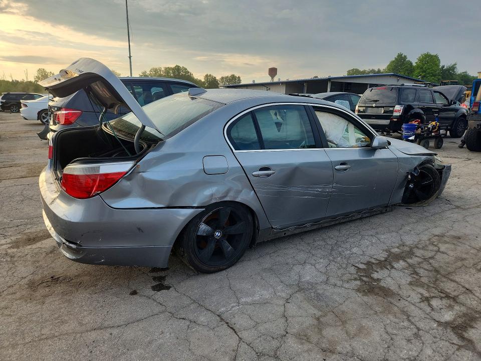 2004 Bmw 530i მანქანა იყიდება აუქციონზე, vin: WBANA73594B060921, აუქციონის ნომერი: 66838806