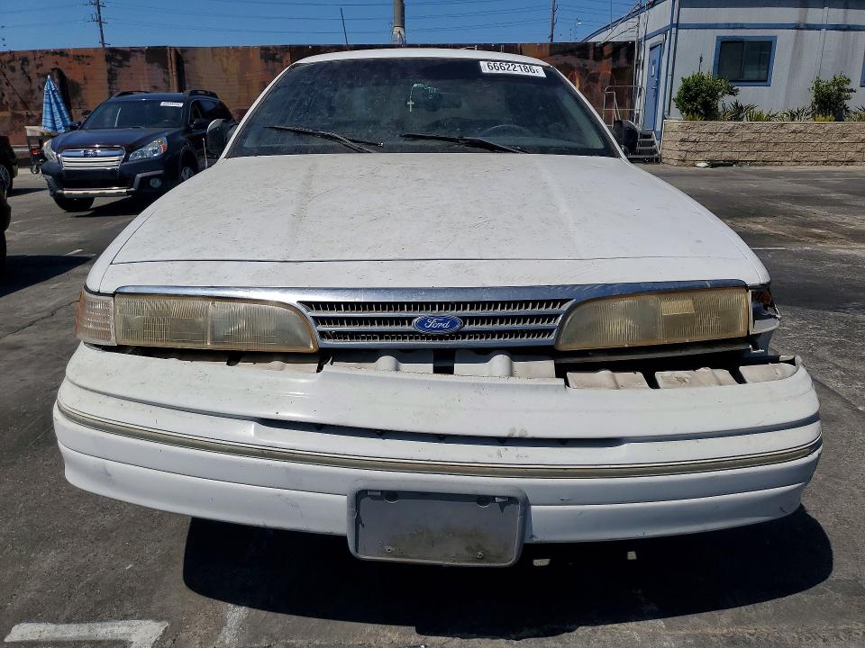 1993 Ford Crown Victoria მანქანა იყიდება აუქციონზე, vin: 2FALP74WXPX134533, აუქციონის ნომერი: 66622186