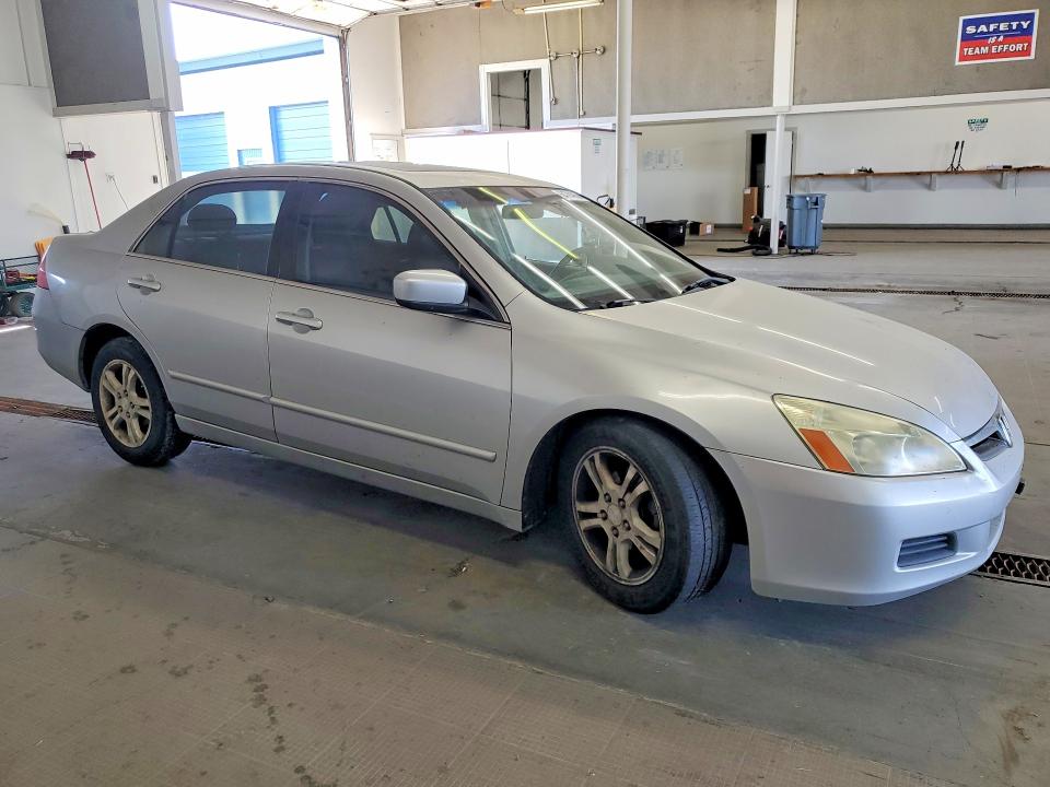 64784066 :رقم المزاد ، 1HGCM568X6A042420 vin ، 2006 Honda Accord مزاد بيع