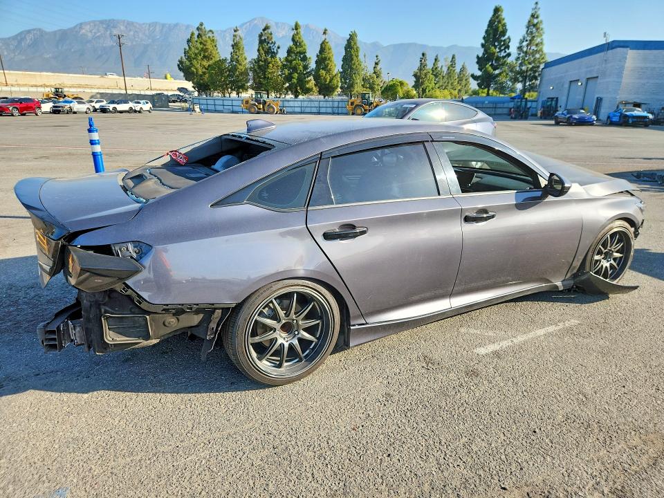 Продажа на аукционе авто 2020 Honda Accord, vin: 1HGCV1F18LA012997, номер лота: 64123716