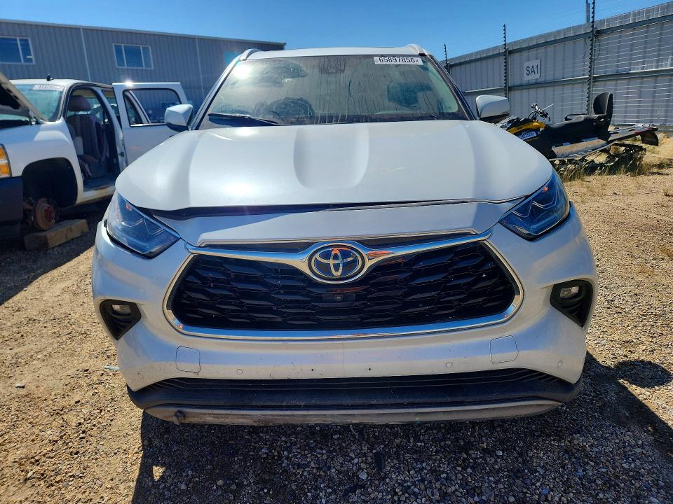 Продаж на аукціоні авто 2023 Toyota Highlander Hybrid, vin: 5TDKBRCH2PS575720, номер лоту: 65897856