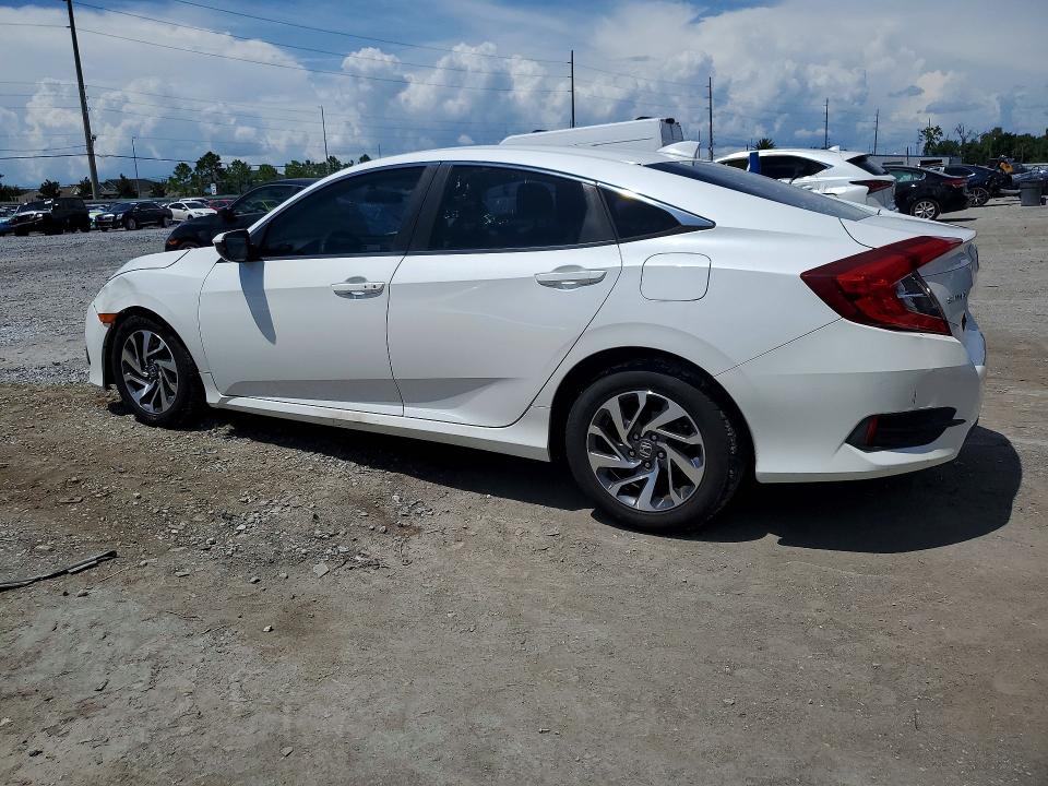 2018 Honda Civic მანქანა იყიდება აუქციონზე, vin: 2HGFC2F71JH576132, აუქციონის ნომერი: 64917626