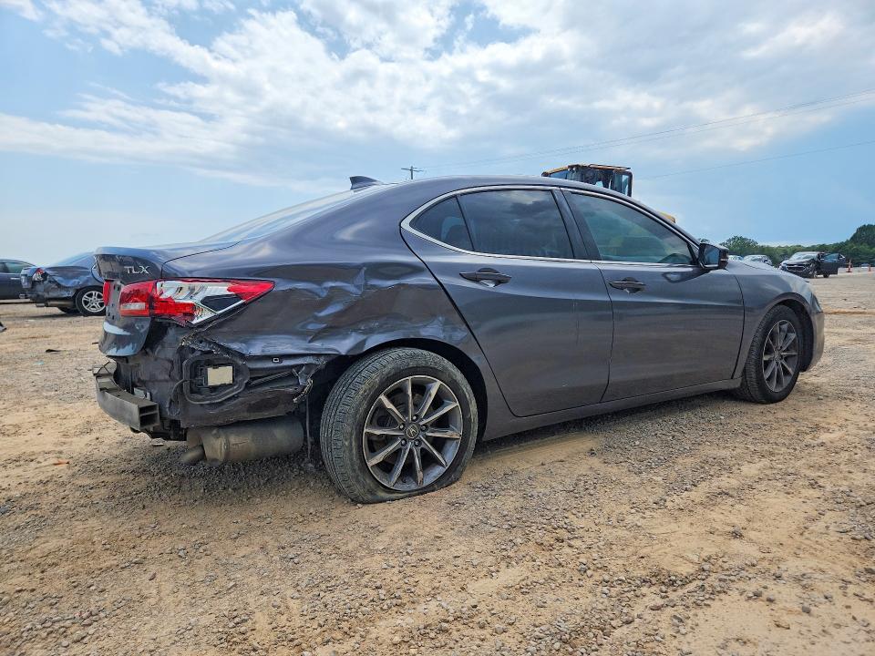2018 Acura Tlx მანქანა იყიდება აუქციონზე, vin: 19UUB1F57JA005777, აუქციონის ნომერი: 63320426