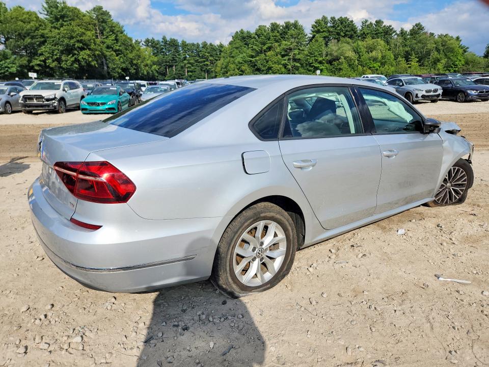 2018 Volkswagen Passat მანქანა იყიდება აუქციონზე, vin: 1VWAA7A31JC003604, აუქციონის ნომერი: 63708106