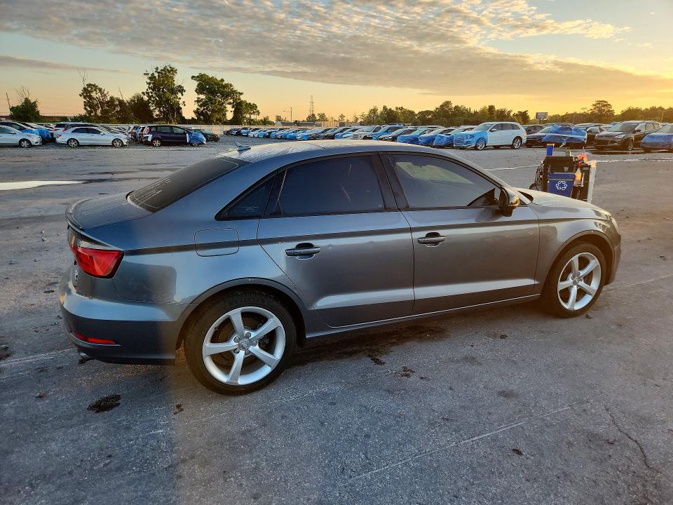 66189456 :رقم المزاد ، WAUB8GFF6G1045838 vin ، 2016 Audi A3 مزاد بيع
