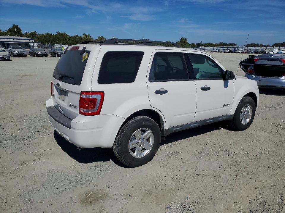2011 Ford Escape მანქანა იყიდება აუქციონზე, vin: 1FMCU4K35BKC52216, აუქციონის ნომერი: 65759546