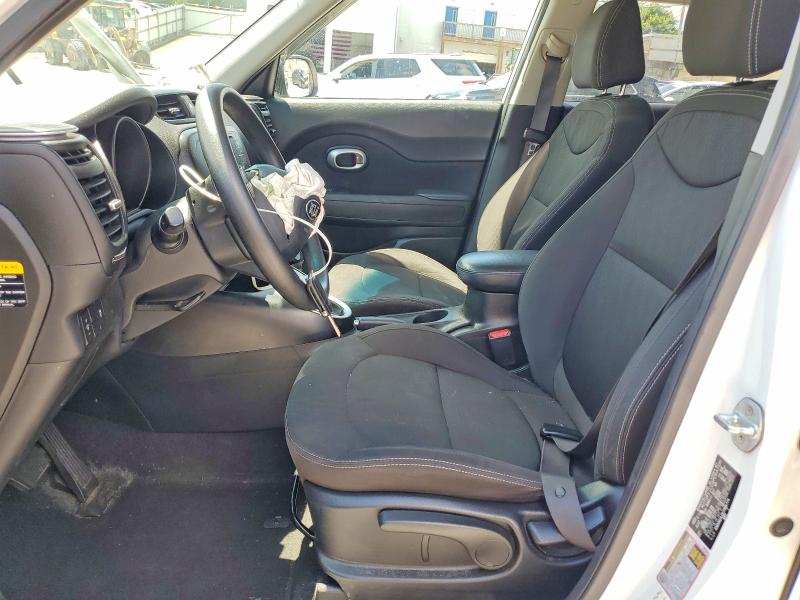 63416326 :رقم المزاد ، KNDJN2A2XJ7901774 vin ، 2018 Kia Soul مزاد بيع