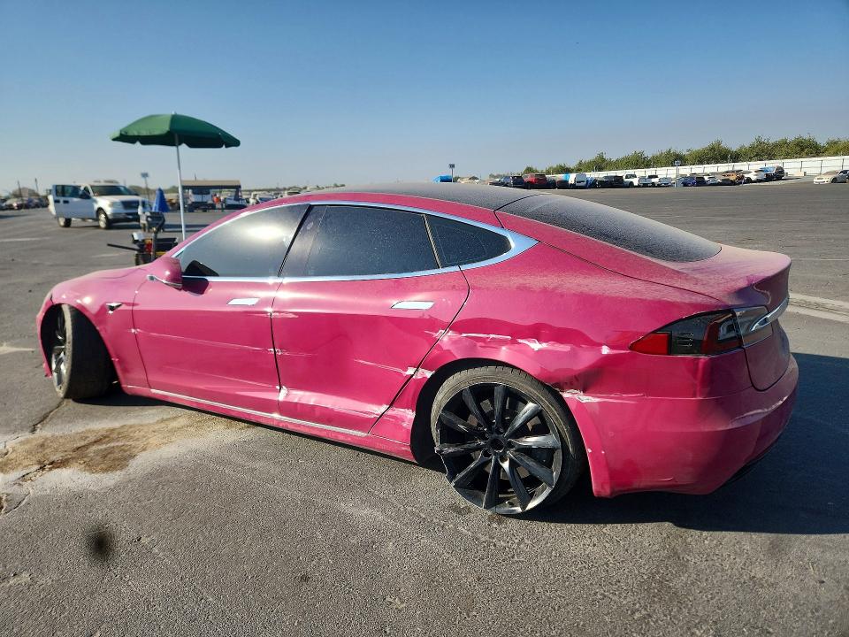 67289606 :رقم المزاد ، 5YJSA1E17HF206538 vin ، 2017 Tesla Model S مزاد بيع