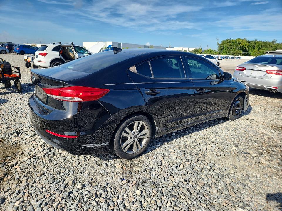 Продажа на аукционе авто 2018 Hyundai Elantra, vin: 5NPD84LF3JH360854, номер лота: 64090846