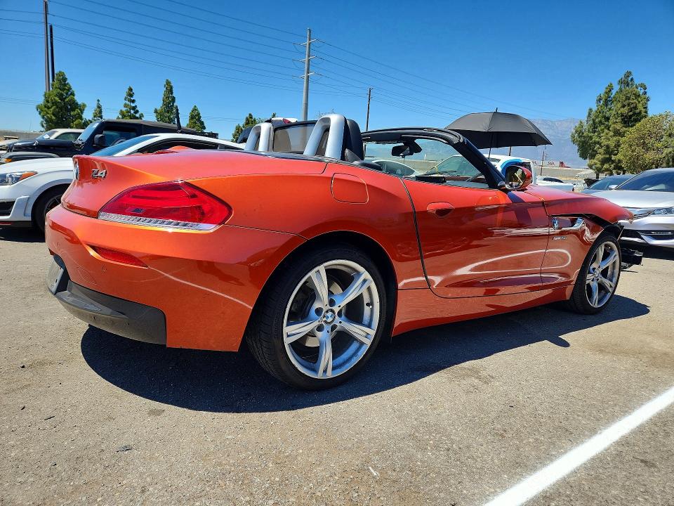 66024936 :رقم المزاد ، WBALL5C51EJ105444 vin ، 2014 Bmw Z4 مزاد بيع