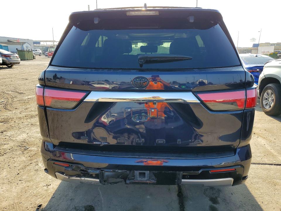 Продаж на аукціоні авто 2024 Toyota Sequoia, vin: 7SVAAABA5RX039531, номер лоту: 64247506