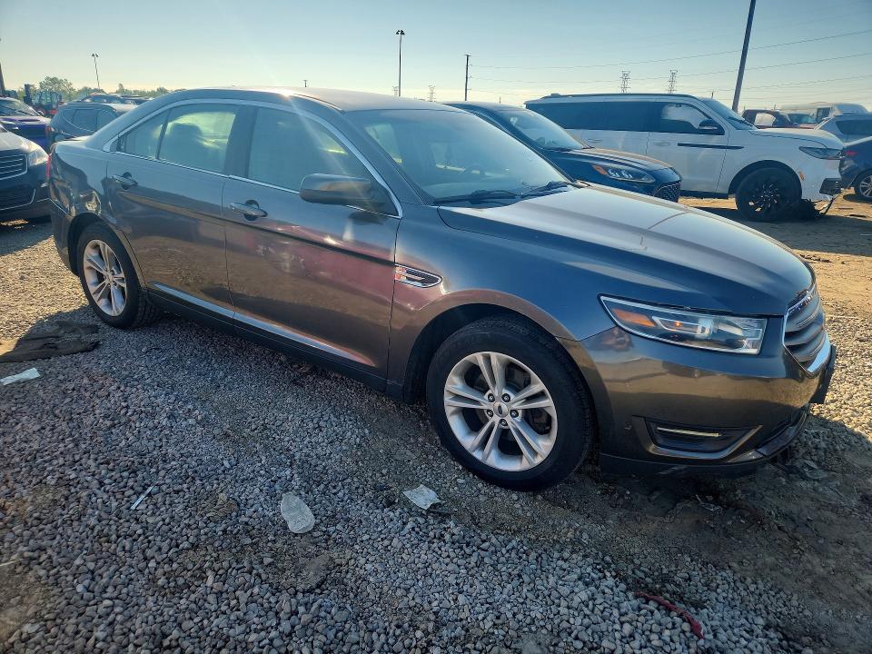 Продаж на аукціоні авто 2018 Ford Taurus, vin: 1FAHP2E88JG126033, номер лоту: 65447456