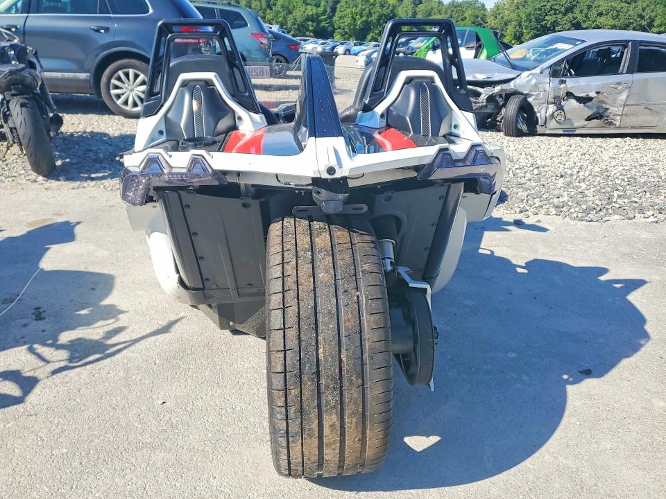 62959176 :رقم المزاد ، 57XAASFA1G7115244 vin ، 2016 Polaris Slingshot مزاد بيع