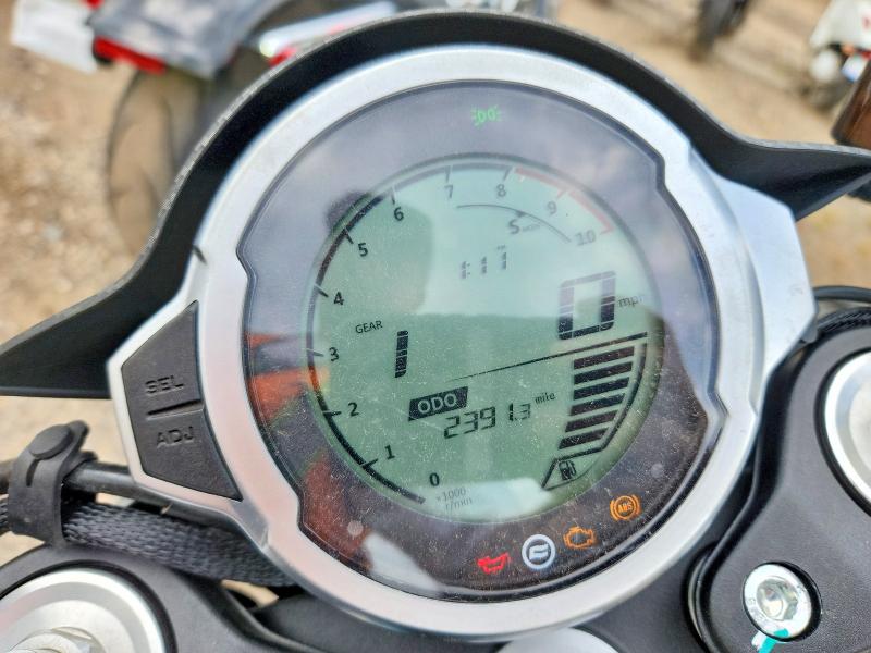 64749786 :رقم المزاد ، LCEPEWL13N6004801 vin ، 2022 Cf Moto 700 مزاد بيع