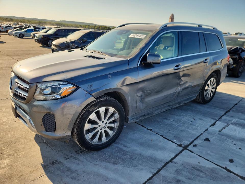 64364426 :رقم المزاد ، 4JGDF6EE3HA826026 vin ، 2017 Mercedes-benz Gls مزاد بيع