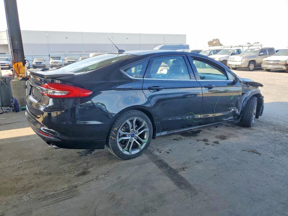 Продажа на аукционе авто 2017 Ford Fusion, vin: 3FA6P0LU8HR315313, номер лота: 65010936