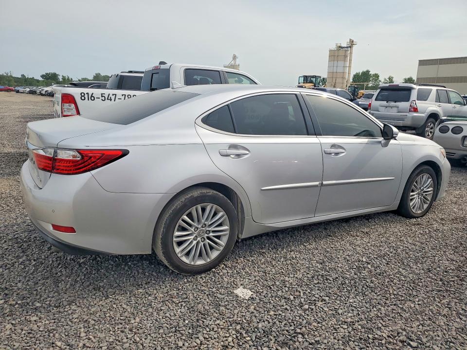 64264416 :رقم المزاد ، JTHBK1GG1D2061054 vin ، 2013 Lexus Es مزاد بيع