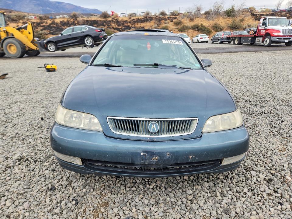 66384766 :رقم المزاد ، 19UYA3152WL010887 vin ، 1998 Acura 2.3cl مزاد بيع