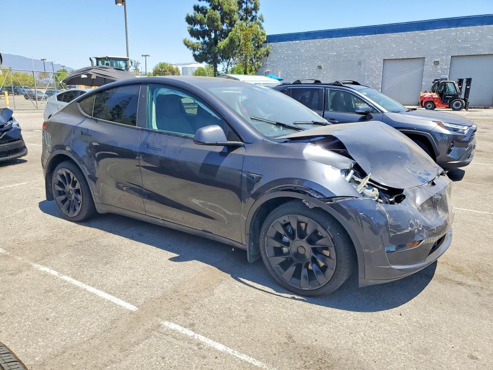 63536316 :رقم المزاد ، 7SAYGDEE3RA222914 vin ، 2024 Tesla Model Y مزاد بيع