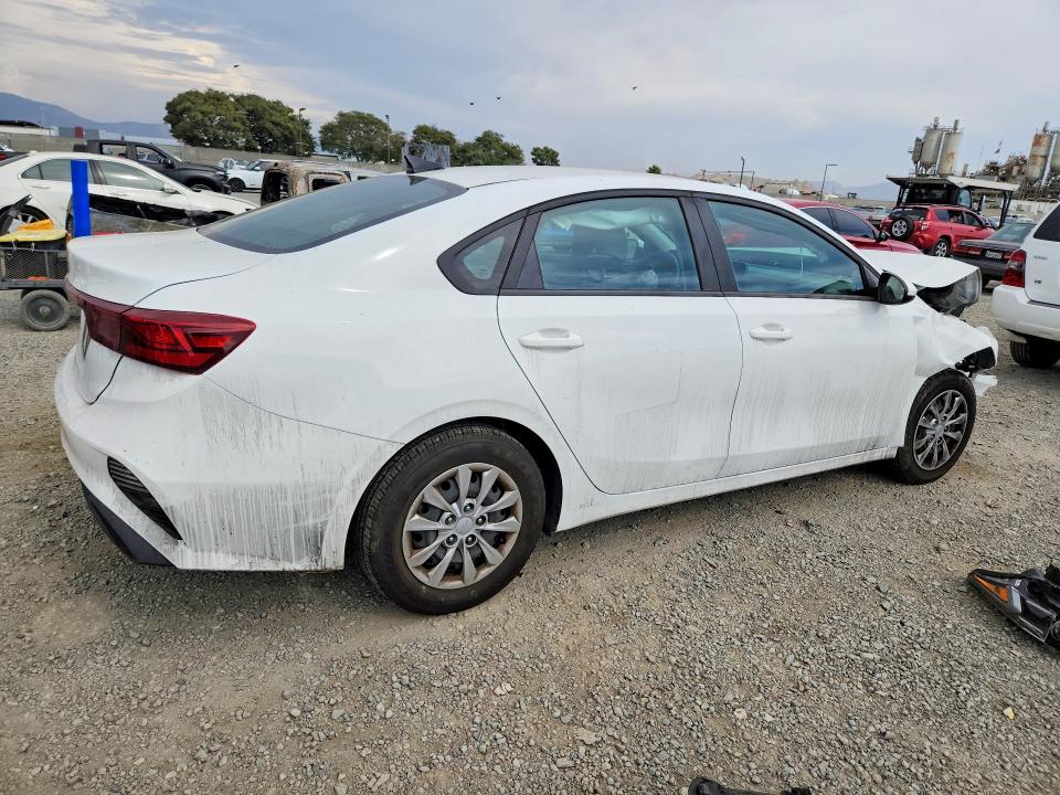 66112546 :رقم المزاد ، 3KPF24AD0RE824159 vin ، 2024 Kia Forte مزاد بيع