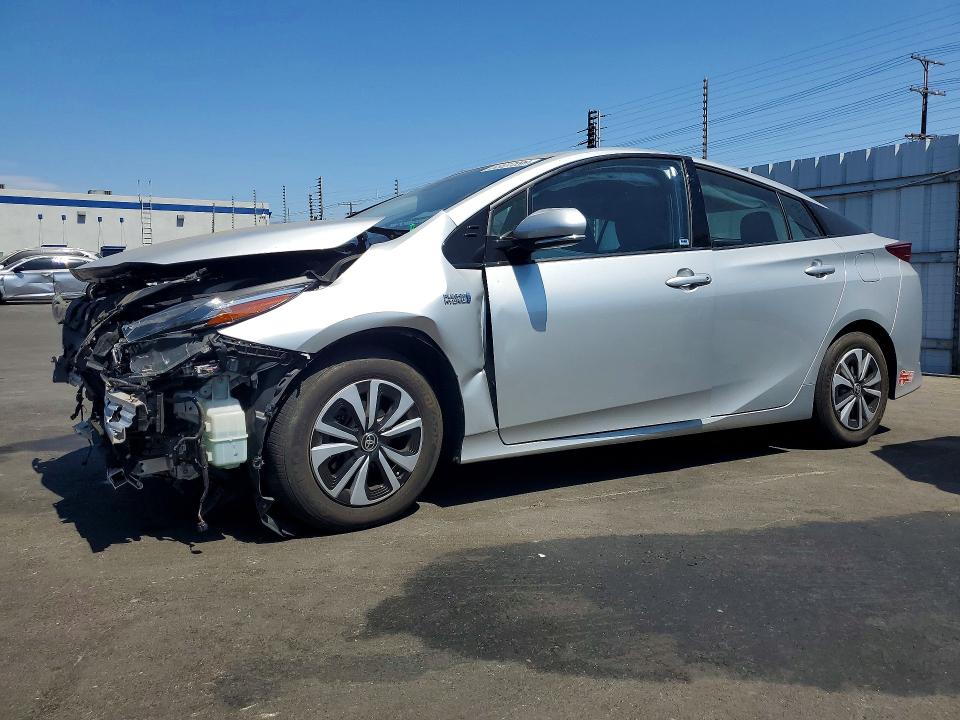 2017 Toyota Prius Prime მანქანა იყიდება აუქციონზე, vin: JTDKARFP7H3054078, აუქციონის ნომერი: 66637696