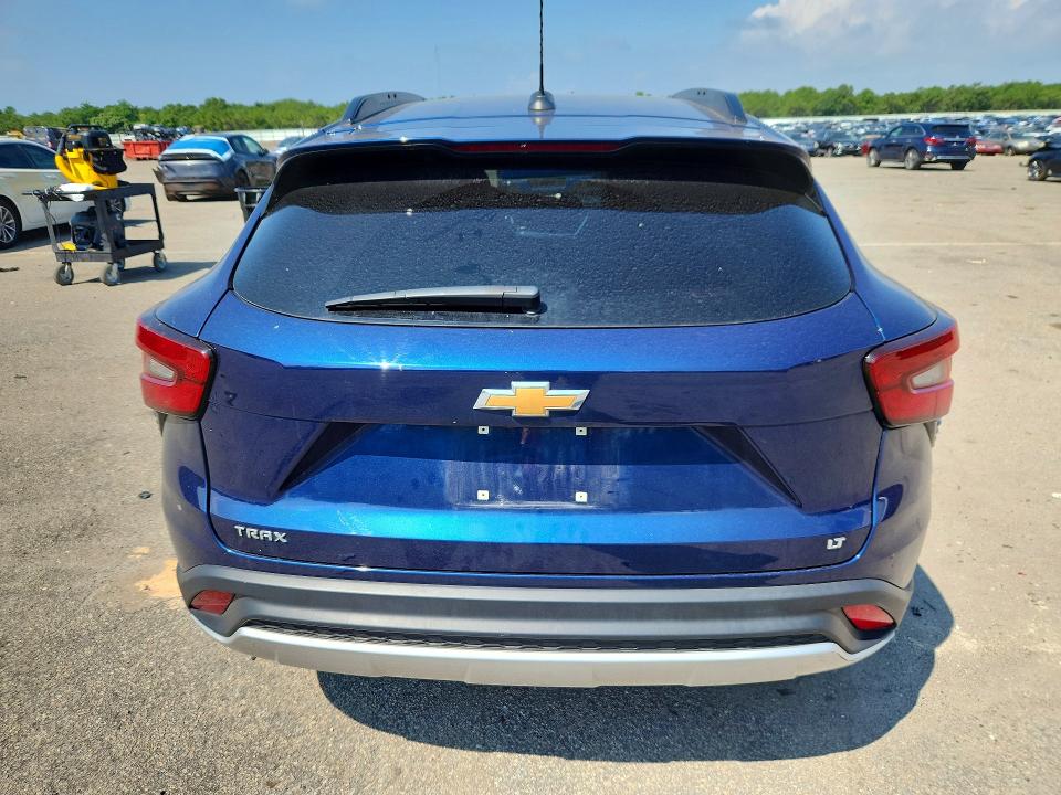 64117206 :رقم المزاد ، KL77LHE28RC028958 vin ، 2024 Chevrolet Trax مزاد بيع