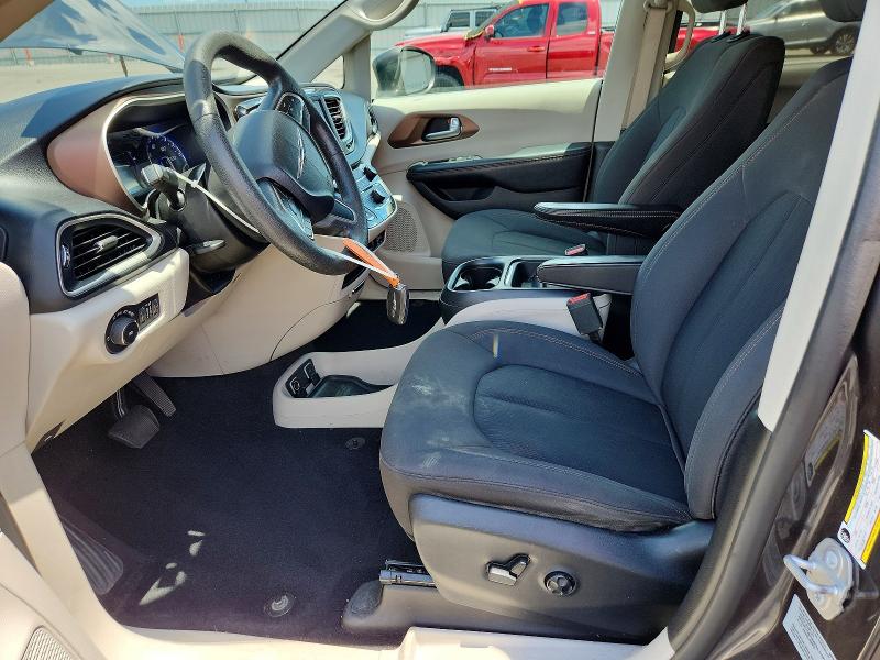 64596226 :رقم المزاد ، 2C4RC1FG1JR107008 vin ، 2018 Chrysler Pacifica مزاد بيع