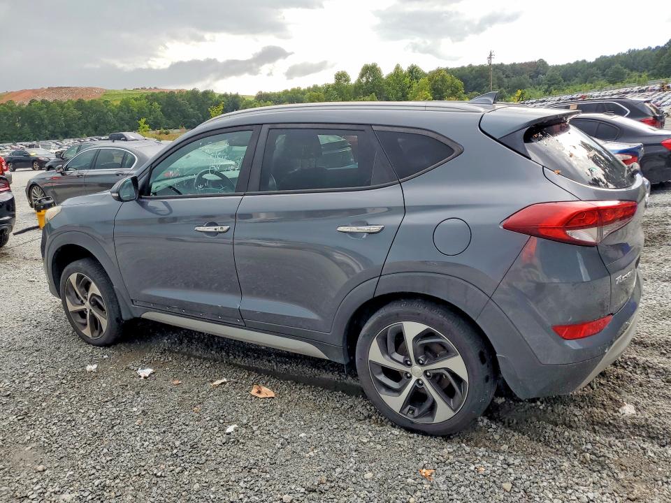 2017 Hyundai Tucson მანქანა იყიდება აუქციონზე, vin: KM8J33A23HU352289, აუქციონის ნომერი: 64562746