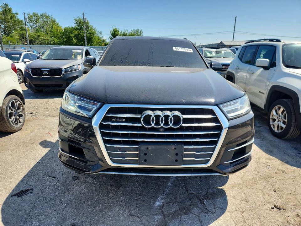 Продажа на аукционе авто 2017 Audi Q7, vin: WA1LABF7XHD045522, номер лота: 66118696