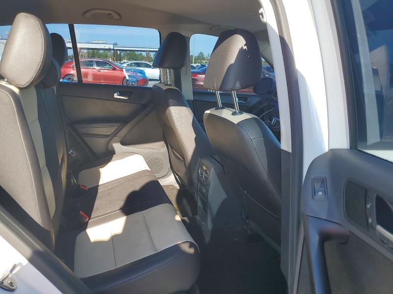 Продаж на аукціоні авто 2017 Volkswagen Tiguan, vin: WVGAV7AX5HW512349, номер лоту: 65301426
