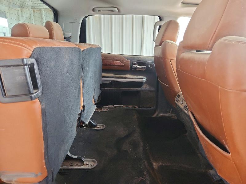 Продажа на аукционе авто 2015 Toyota Tundra, vin: 5TFAW5F1XFX458628, номер лота: 64978956