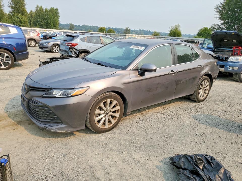2018 Toyota Camry მანქანა იყიდება აუქციონზე, vin: 4T1B11HK0JU049660, აუქციონის ნომერი: 60954976
