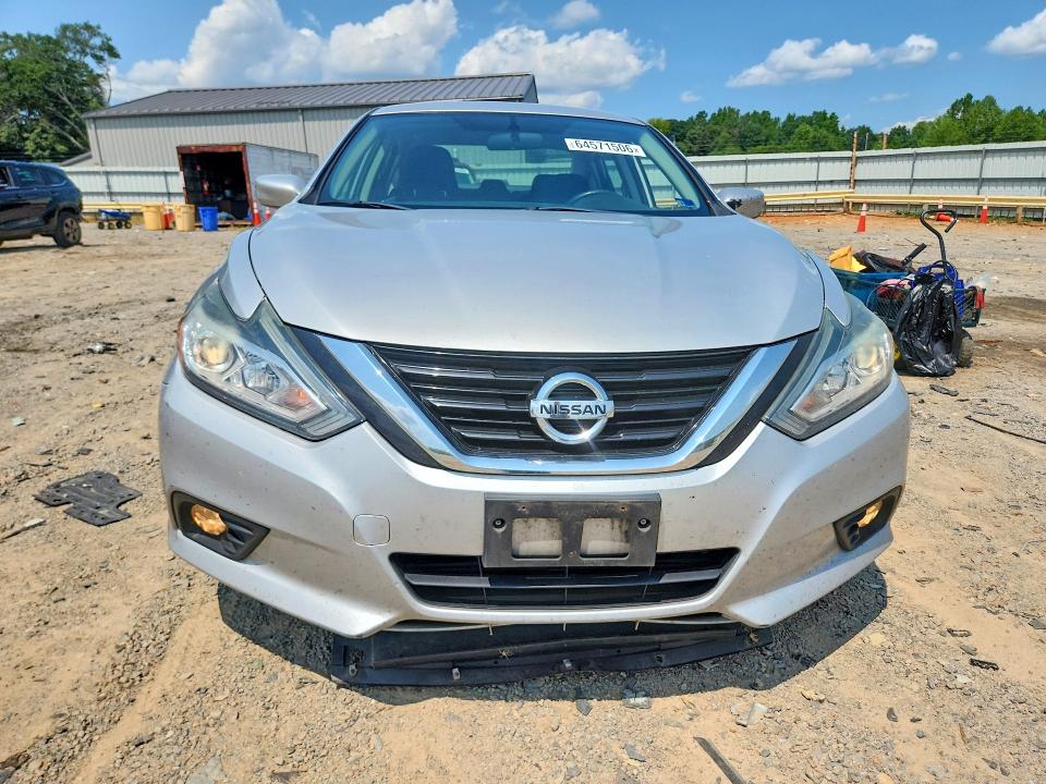 Продаж на аукціоні авто 2018 Nissan Altima, vin: 1N4AL3AP6JC146661, номер лоту: 64571506