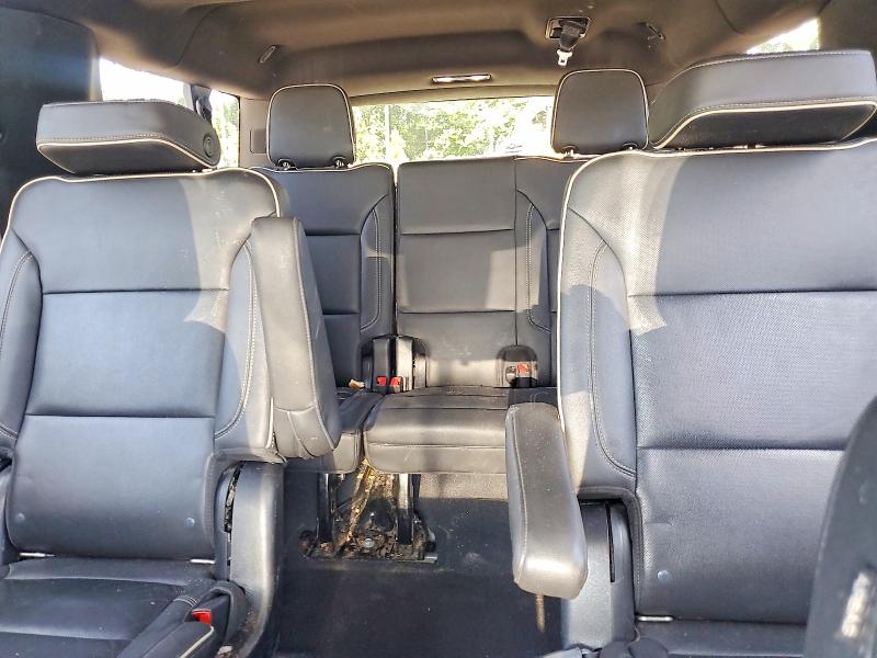 64387246 :رقم المزاد ، 1GNSCFKD4NR117562 vin ، 2022 Chevrolet Suburban مزاد بيع