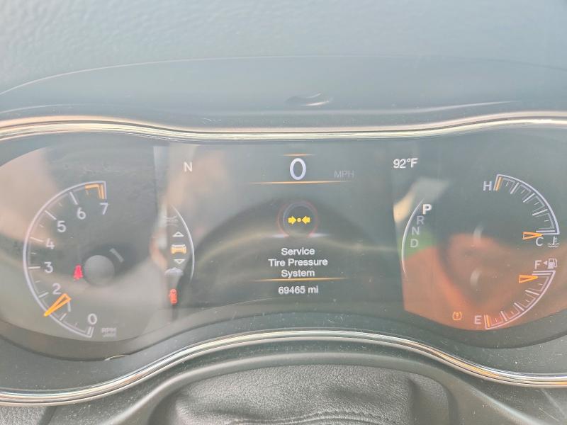 64822206 :رقم المزاد ، 1C4RJFBG5KC636562 vin ، 2019 Jeep Grand Cherokee مزاد بيع