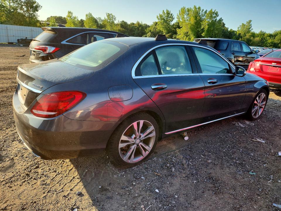 64930176 :رقم المزاد ، 55SWF4KB1FU050106 vin ، 2015 Mercedes-benz C مزاد بيع