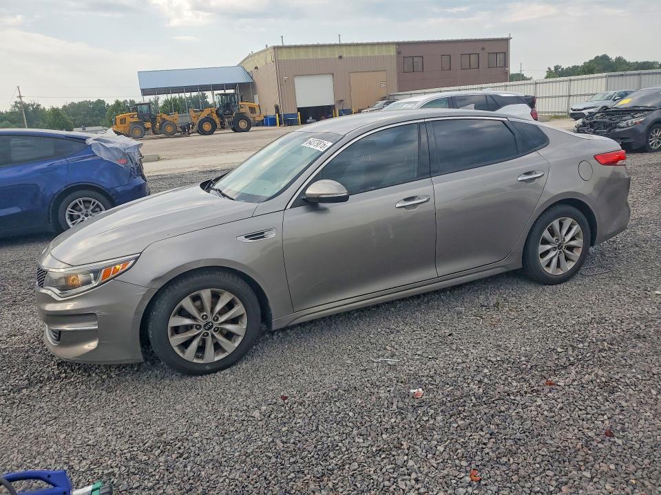 Auction sale of the 2018 Kia Optima, vin: 5XXGU4L37JG245104, lot number: 64379816