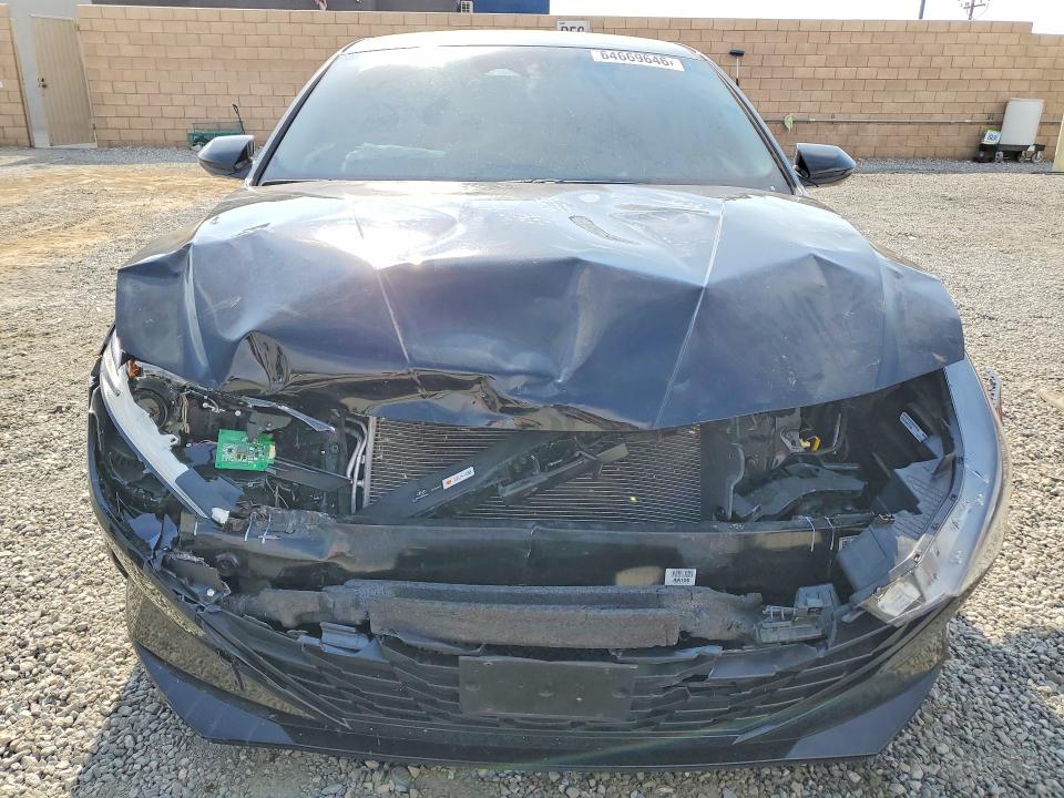 64669646 :رقم المزاد ، KMHLM4AG5PU583104 vin ، 2023 Hyundai Elantra مزاد بيع