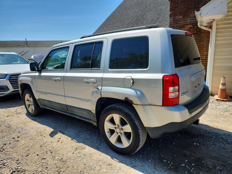 2011 Jeep Patriot მანქანა იყიდება აუქციონზე, vin: 1J4NF1GB6BD275881, აუქციონის ნომერი: 64016686