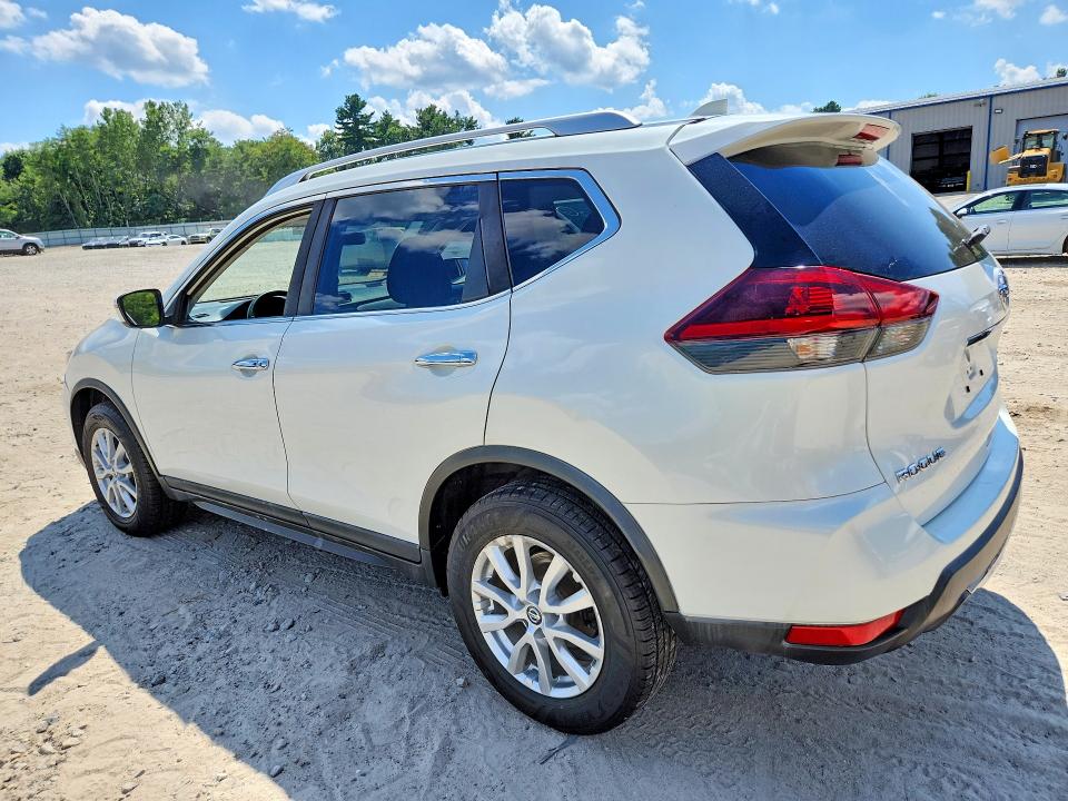 64602026 :رقم المزاد ، KNMAT2MV1JP557084 vin ، 2018 Nissan Rogue مزاد بيع
