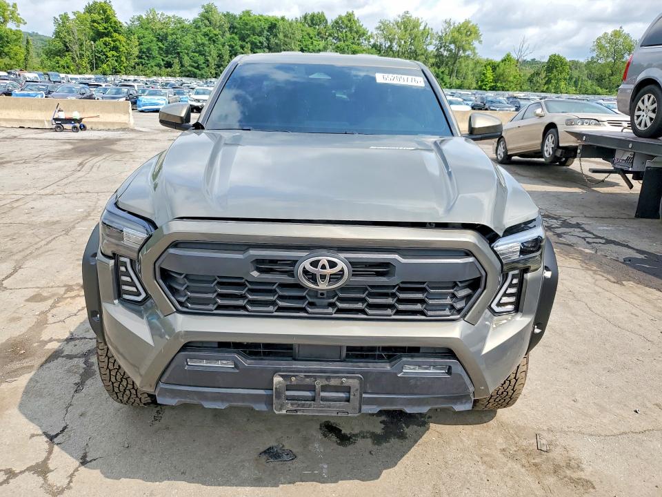 2025 Toyota Tacoma მანქანა იყიდება აუქციონზე, vin: 3TMLB5JN0SM180238, აუქციონის ნომერი: 65209776