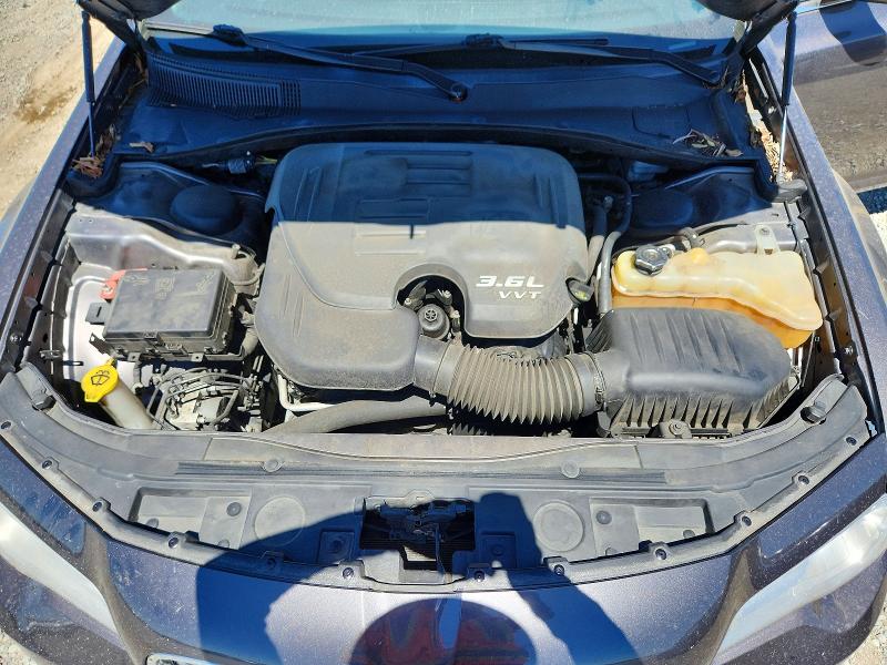 65482516 :رقم المزاد ، 2C3CCAAGXFH802747 vin ، 2015 Chrysler 300 مزاد بيع