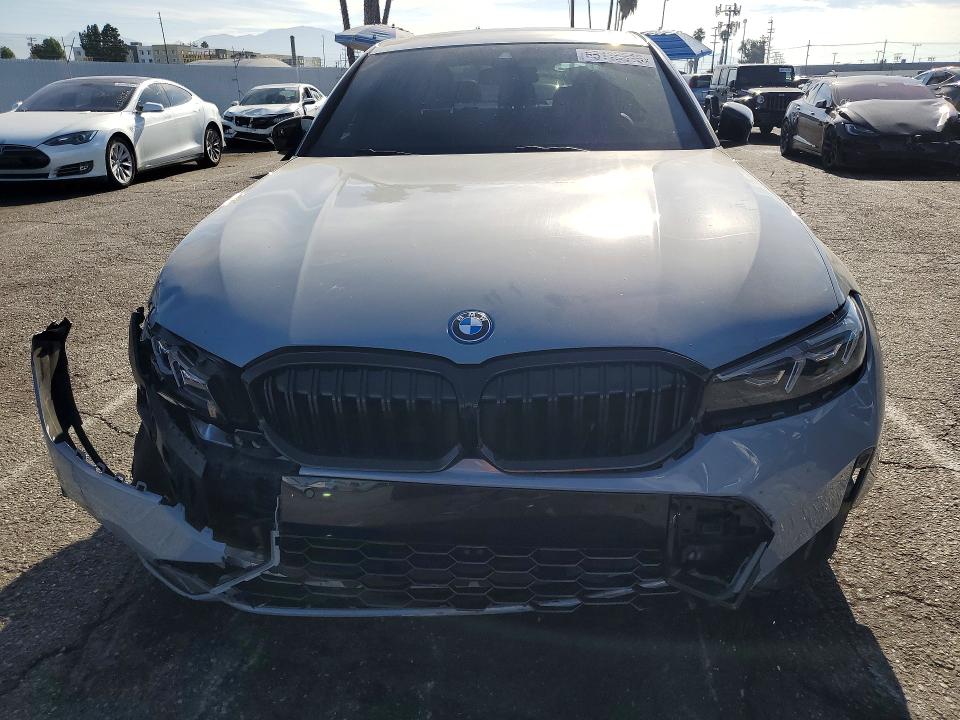 65115916 :رقم المزاد ، 3MW39FF03R8E34037 vin ، 2024 Bmw 330e مزاد بيع